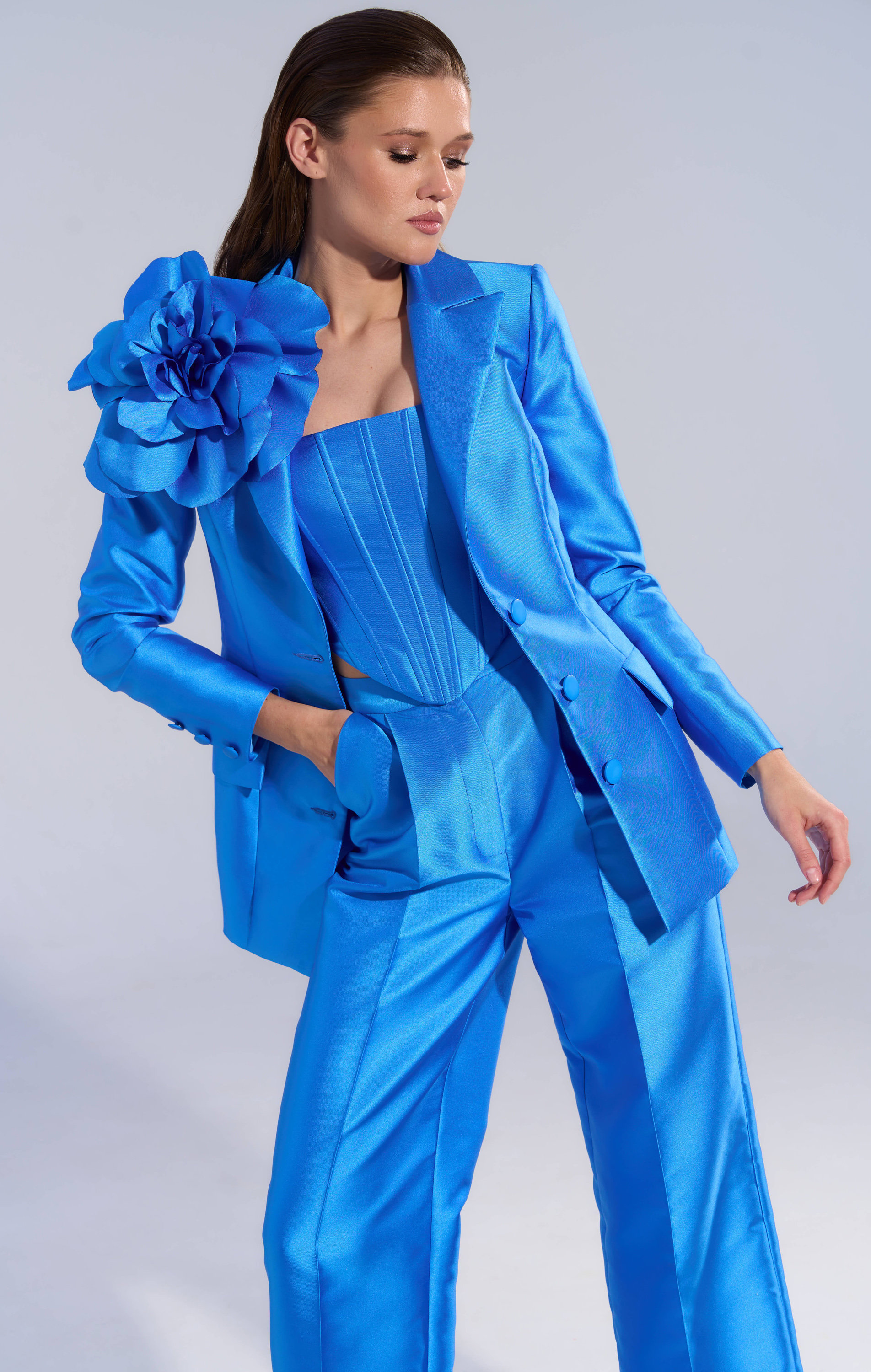 A2289/4, A2289/5, A2289/6, AK326